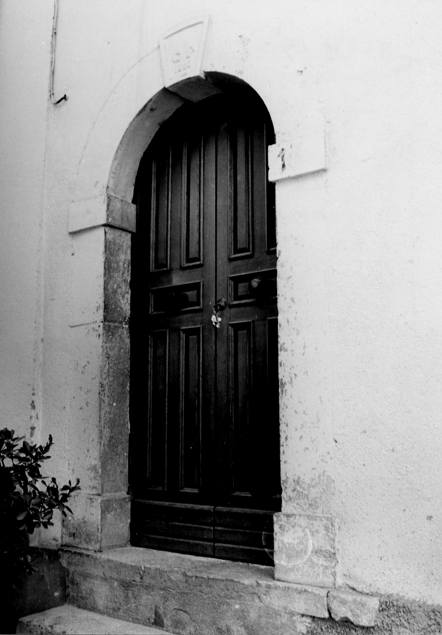 portale, elemento d'insieme - ambito abruzzese (sec. XIX)