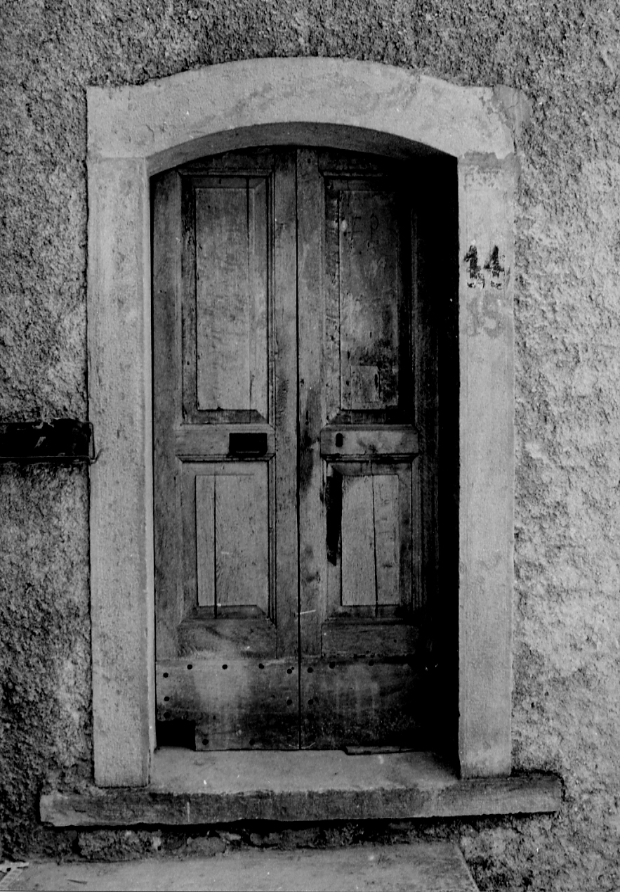 portale, elemento d'insieme - ambito abruzzese (sec. XX)