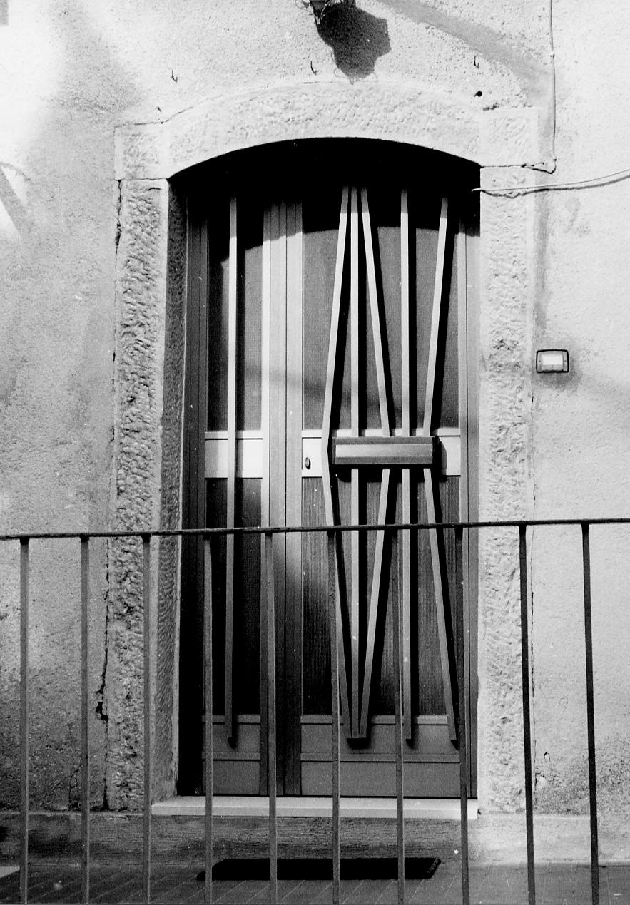 portale, elemento d'insieme - ambito abruzzese (sec. XX)