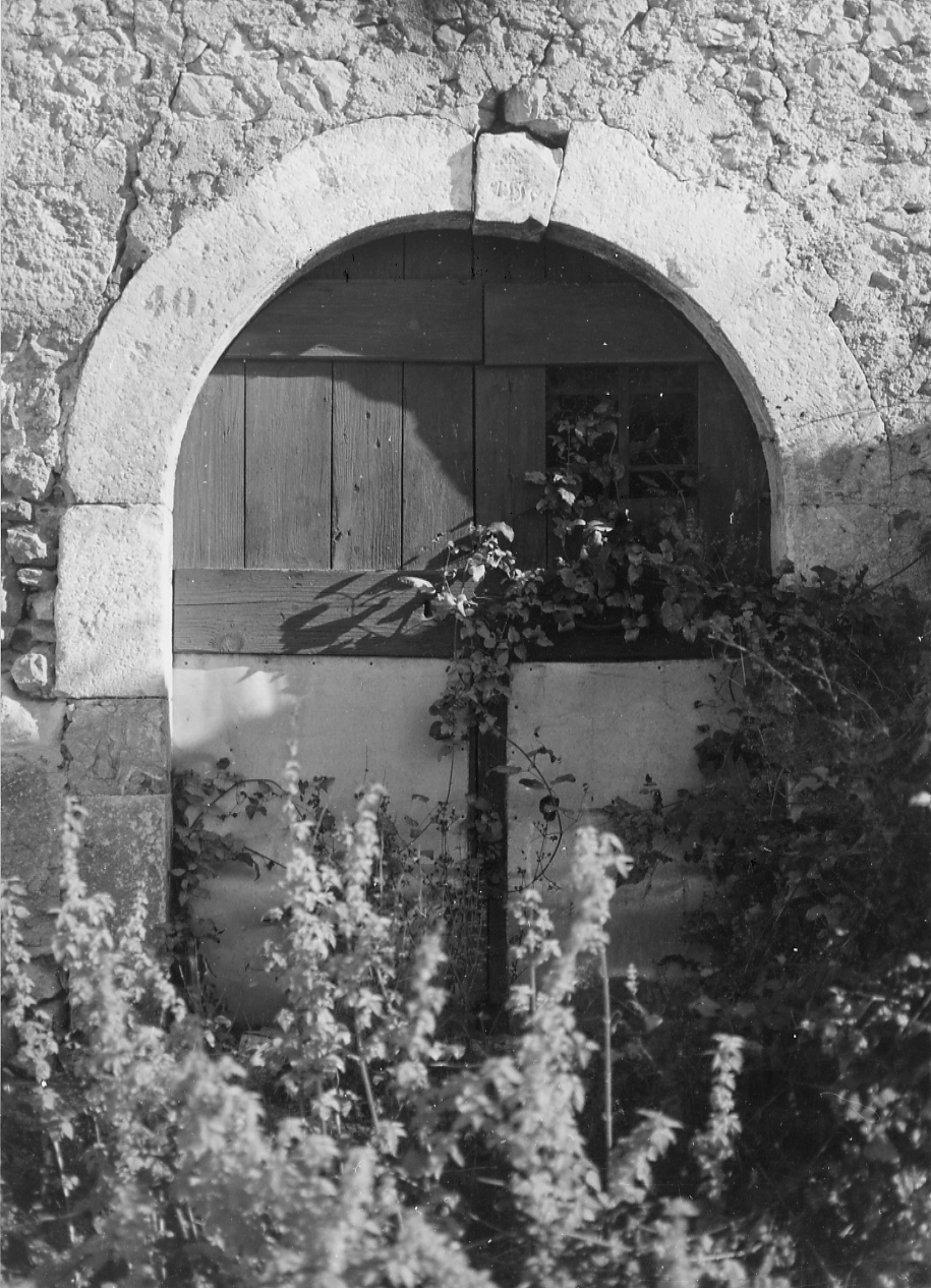 portale, opera isolata - bottega Italia centrale (sec. XVI)