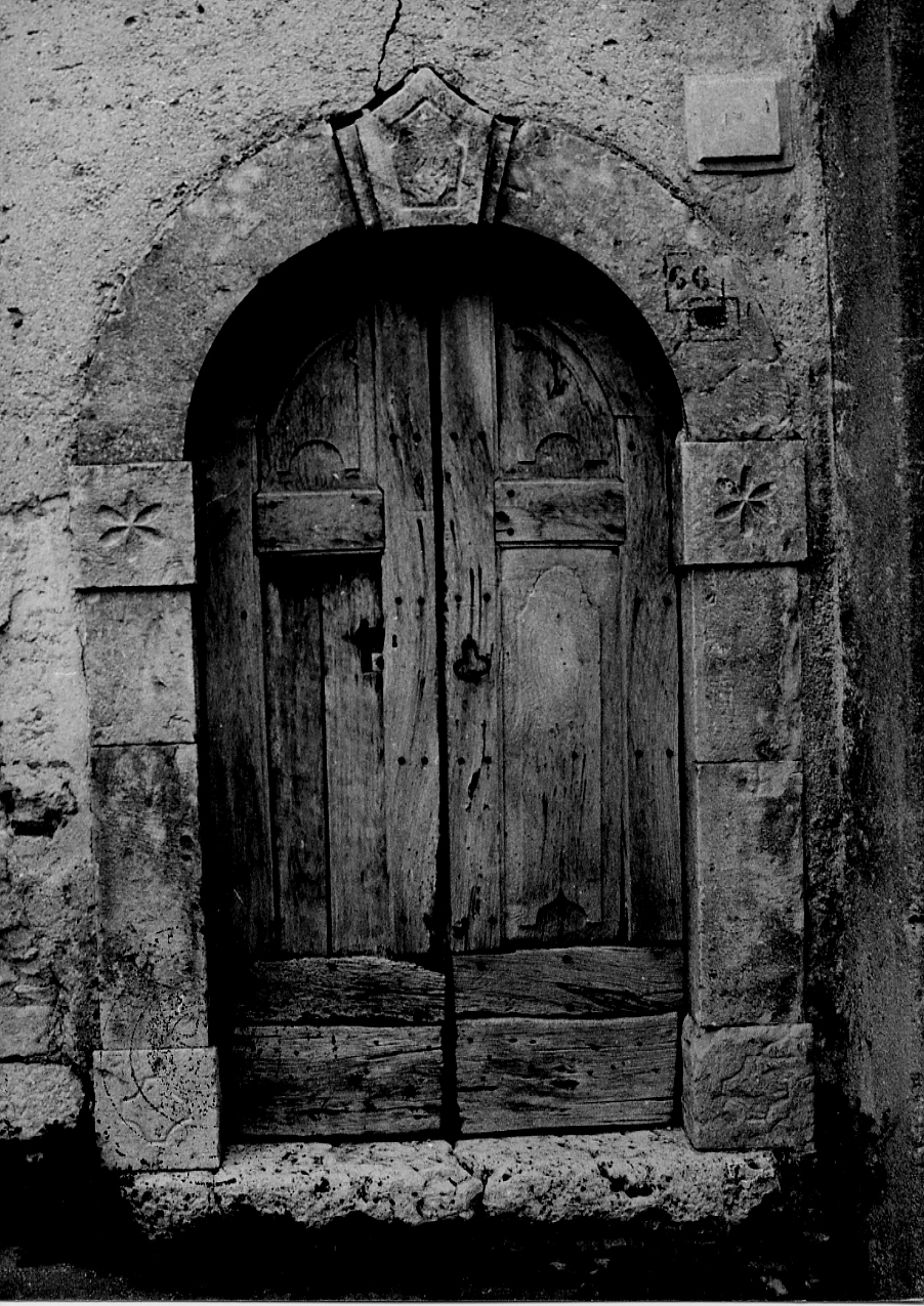 portale, opera isolata - bottega Italia centrale (sec. XIX)