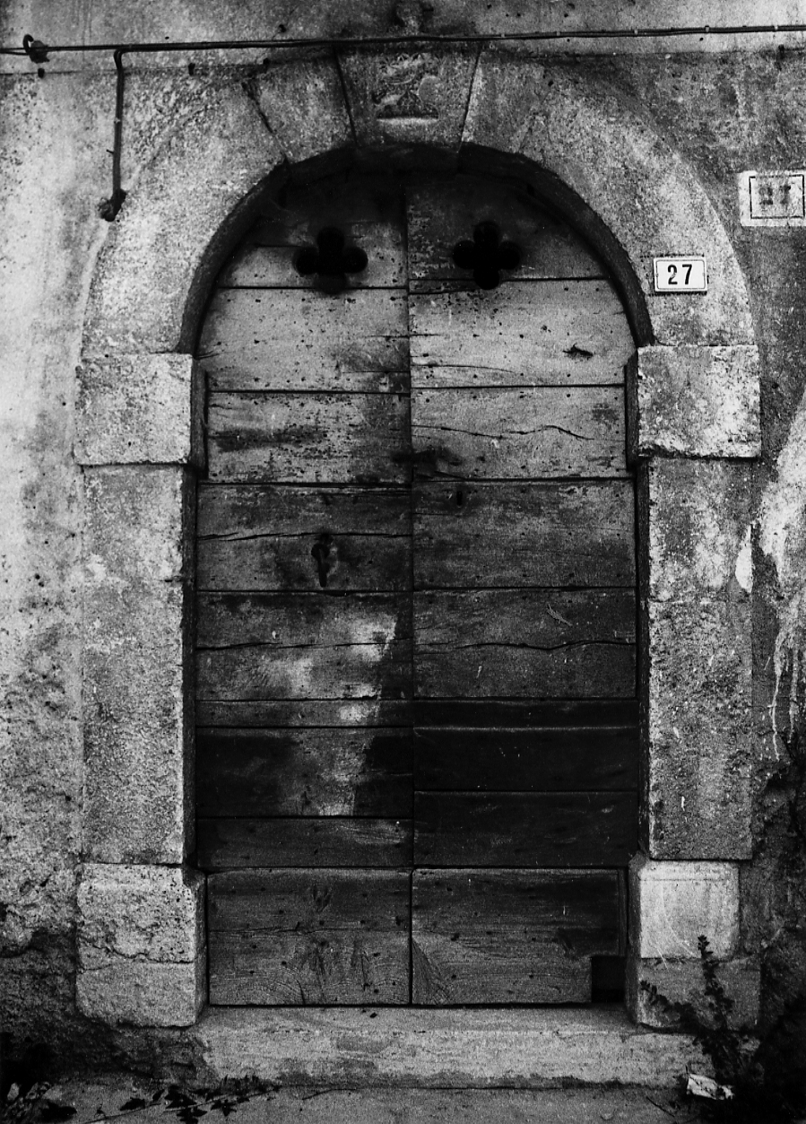 portale, opera isolata - bottega Italia centrale (fine sec. XIX)