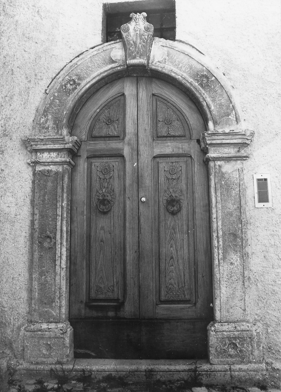 portale - manifattura Italia centrale (sec. I)