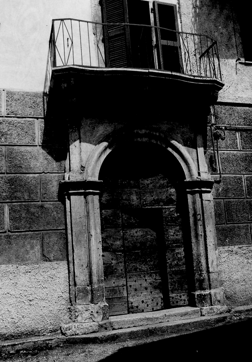 portale, opera isolata - ambito abruzzese (fine/inizio secc. XVIII/ XIX)