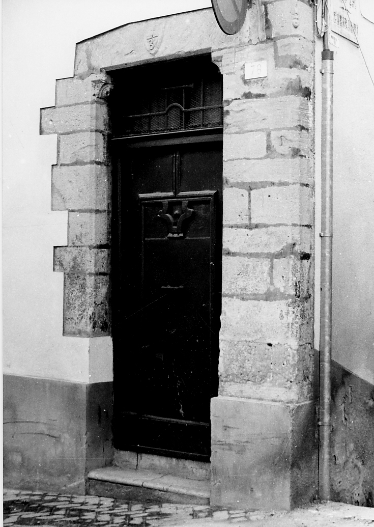 portale, elemento d'insieme - ambito abruzzese (sec. I)