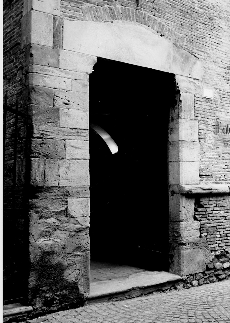 portale, elemento d'insieme - ambito abruzzese (sec. XV)