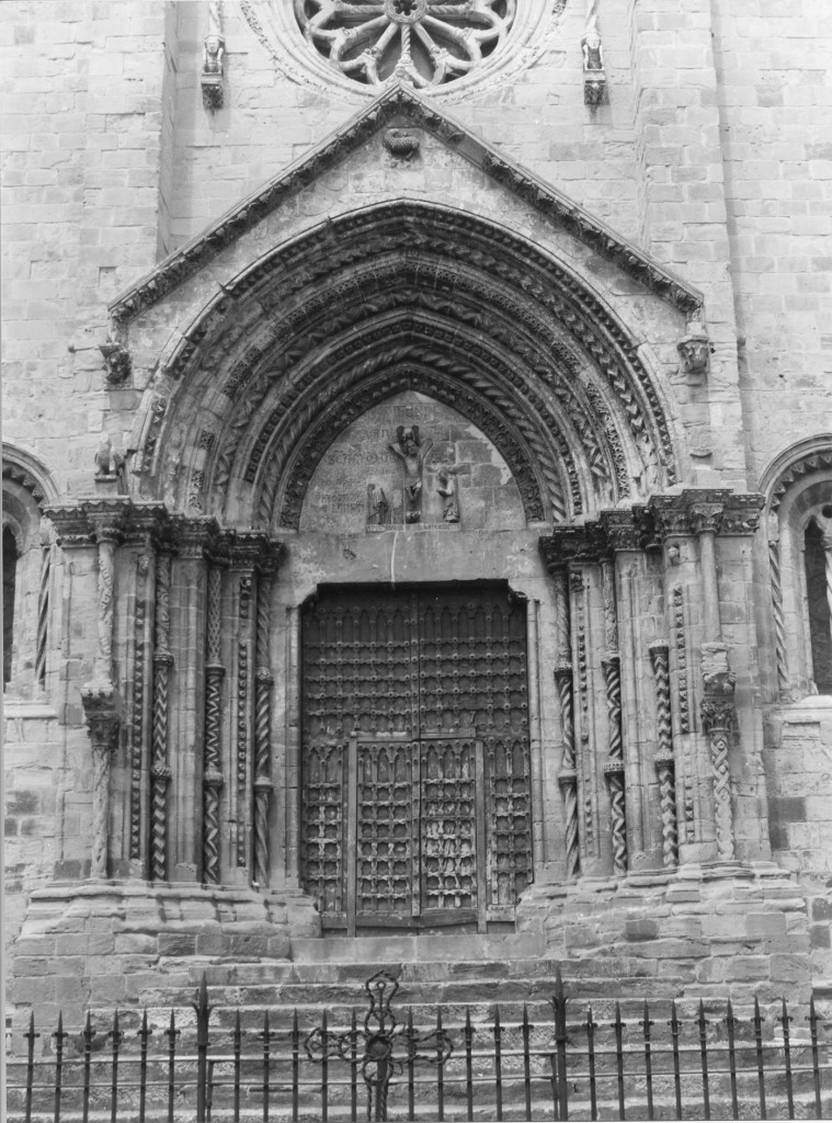 portale di Petrini Francesco (sec. XIV)