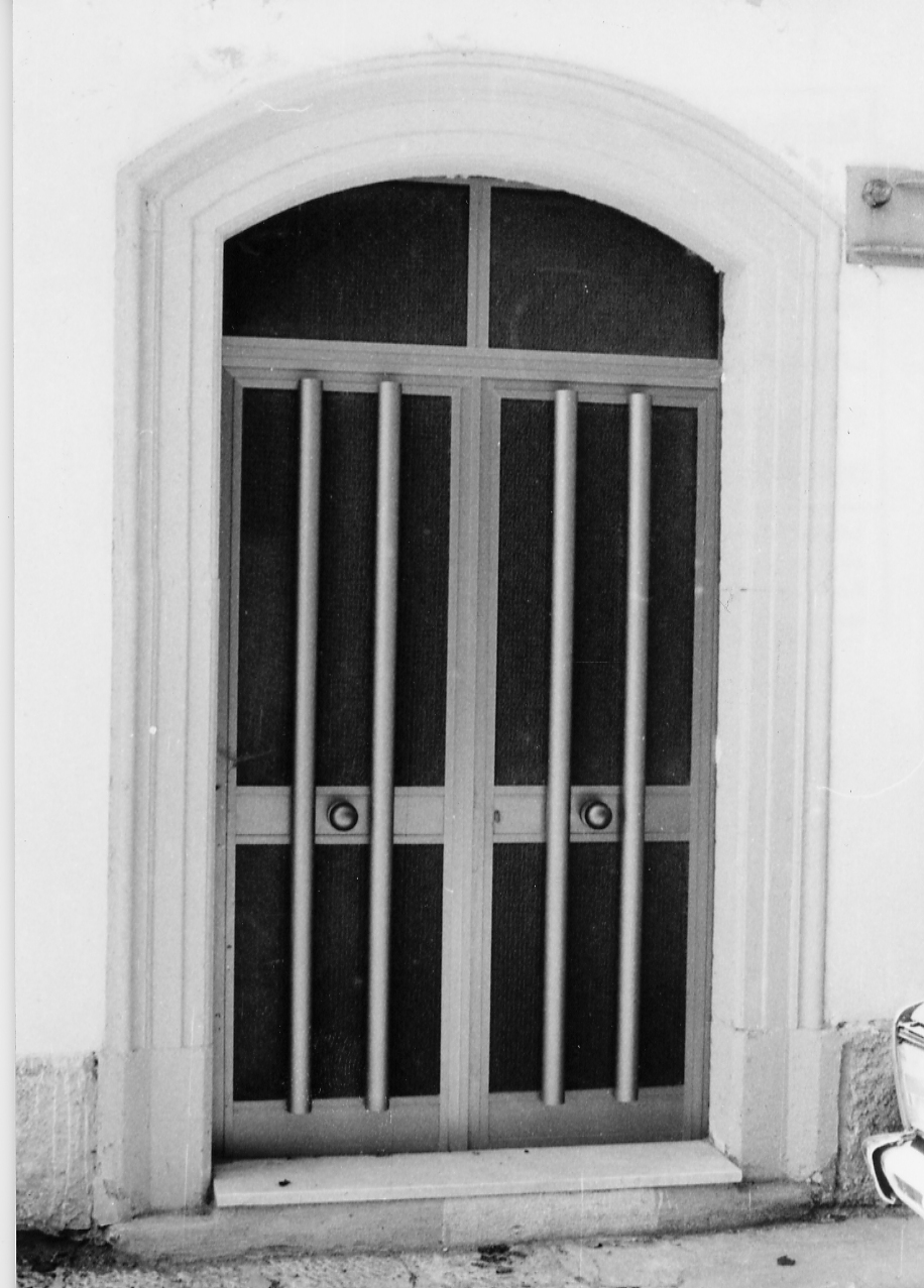 portale, elemento d'insieme - ambito abruzzese (sec. XX)