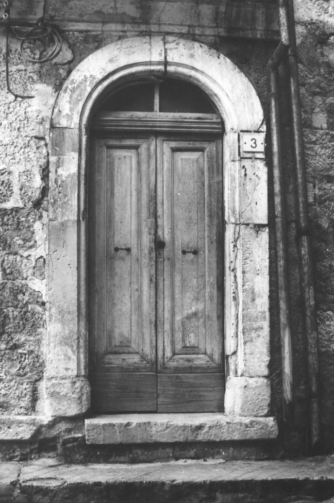 portale, elemento d'insieme - ambito Italia centrale (fine/inizio secc. XIX/ XX)