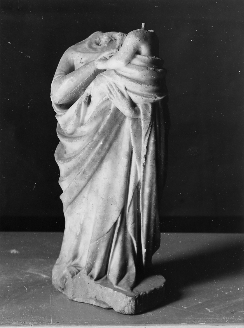 MADONNA CON BAMBINO (gruppo scultoreo) - ambito Italia centrale (sec. XV)