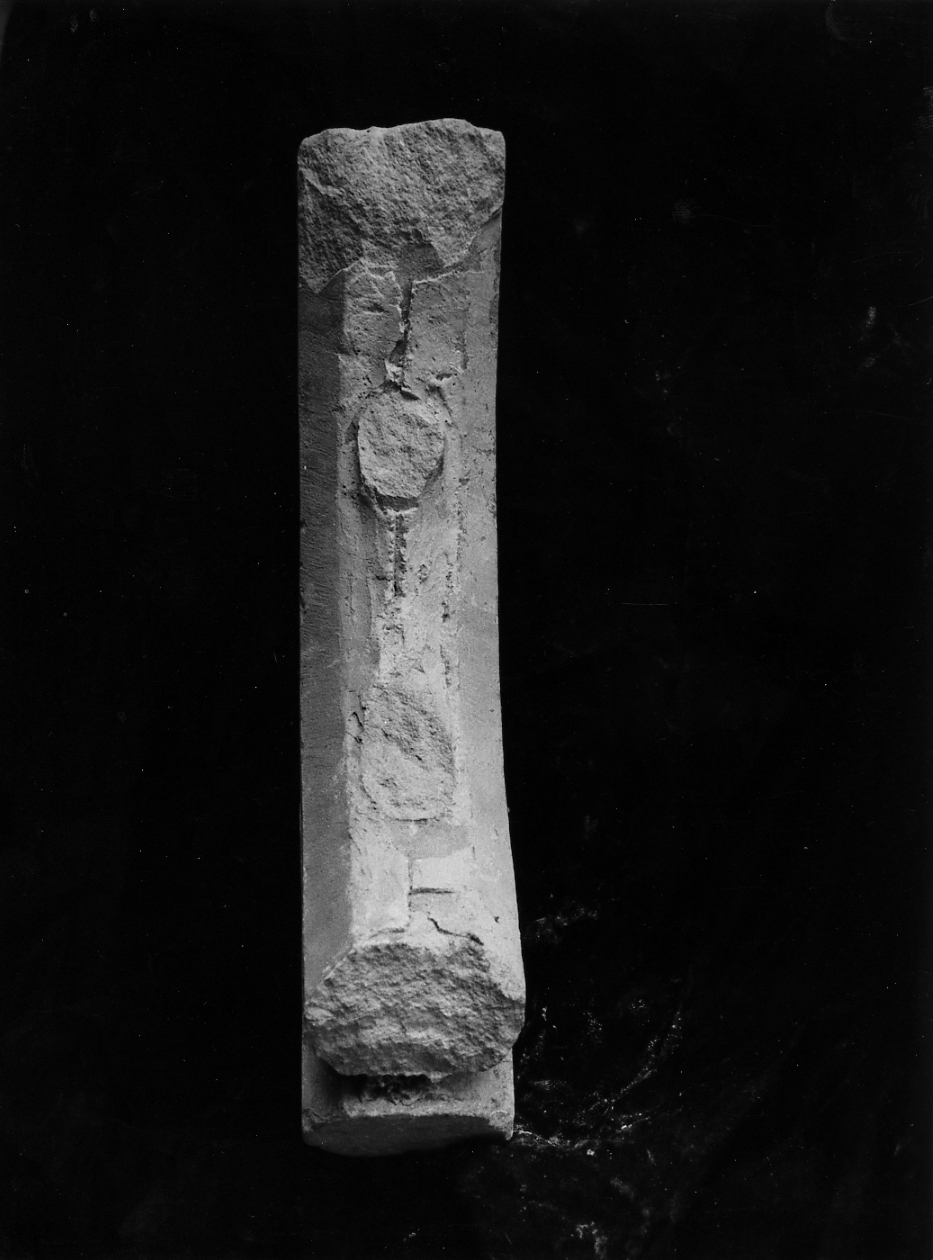 decorazione plastica, frammento - ambito Italia centrale (sec. XV)