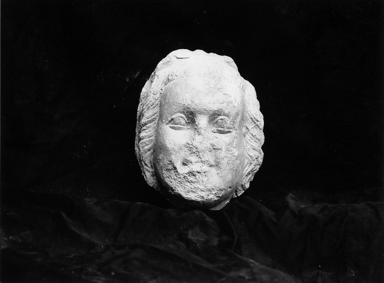 TESTA DI DONNA (rilievo) - ambito Italia centrale (sec. XV)