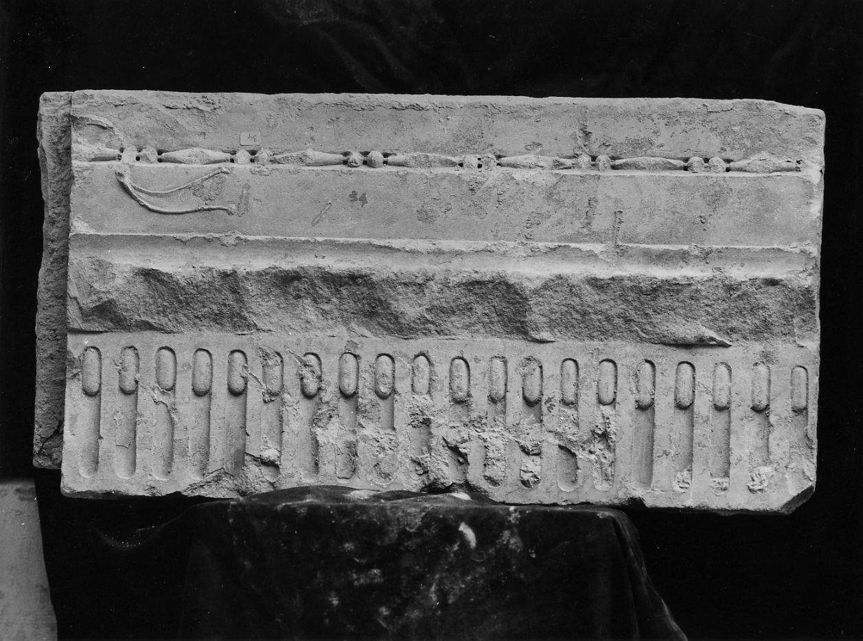 cornice, frammento - ambito Italia centrale (sec. XVI)