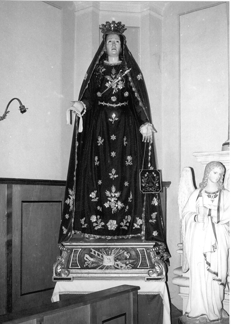 Madonna Addolorata (statua, opera isolata) di Falcucci Michele (sec. XIX)