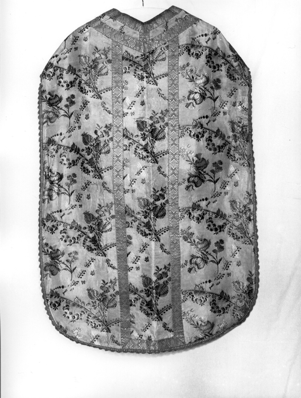 paramento liturgico - manifattura Italia centrale (secc. XVIII/ XIX)