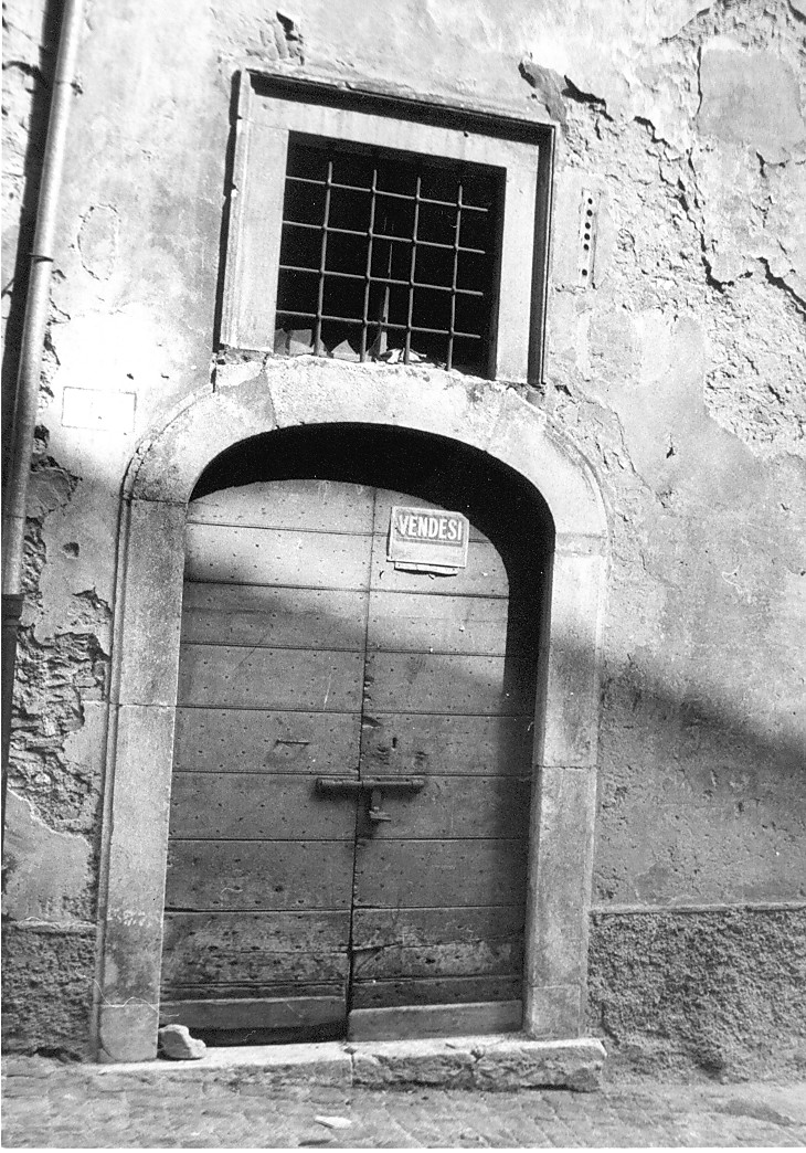 portale, opera isolata - ambito abruzzese (sec. I)