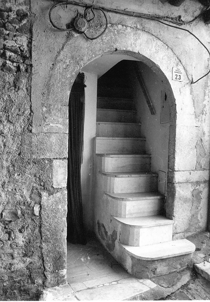 portale, opera isolata - ambito abruzzese (sec. I)