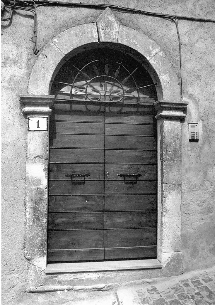 portale, opera isolata - ambito abruzzese (sec. I)