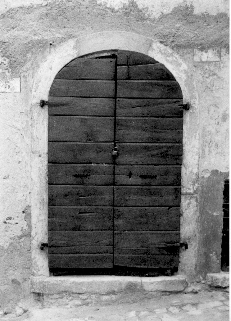 portale, opera isolata - bottega abruzzese (sec. I)