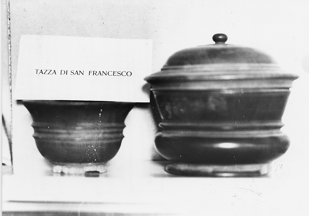 tazza - ambito Italia centrale (sec. XIII)