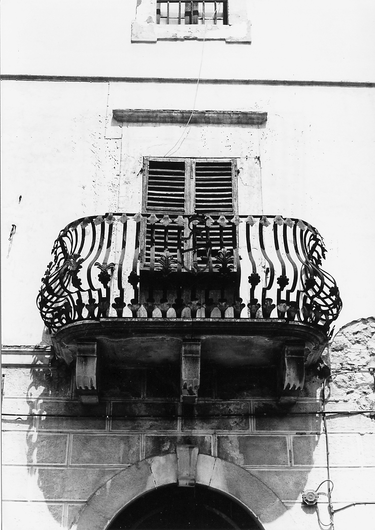 balcone - produzione abruzzese (metà sec. XV)