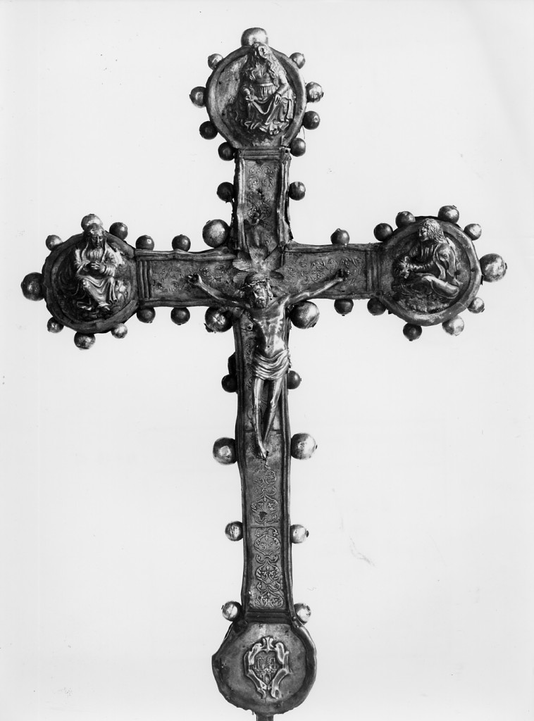 Cristo crocifisso, Santa Maria Maddalena, Madonna Orante, San Giovanni Battista (croce processionale) - manifattura di Sulmona (secc. XV/ XVI)
