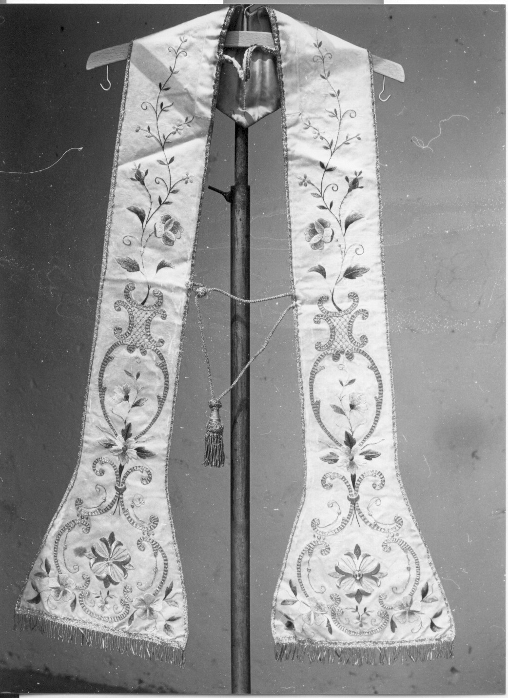 stola - manifattura Italia centrale (prima metà sec. XX)