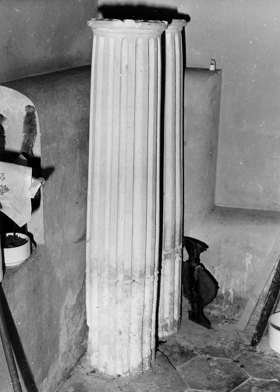 colonna, coppia - bottega Italia centrale (sec. XVI)