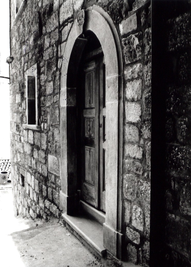 portale, opera isolata - ambito abruzzese (sec. XX)