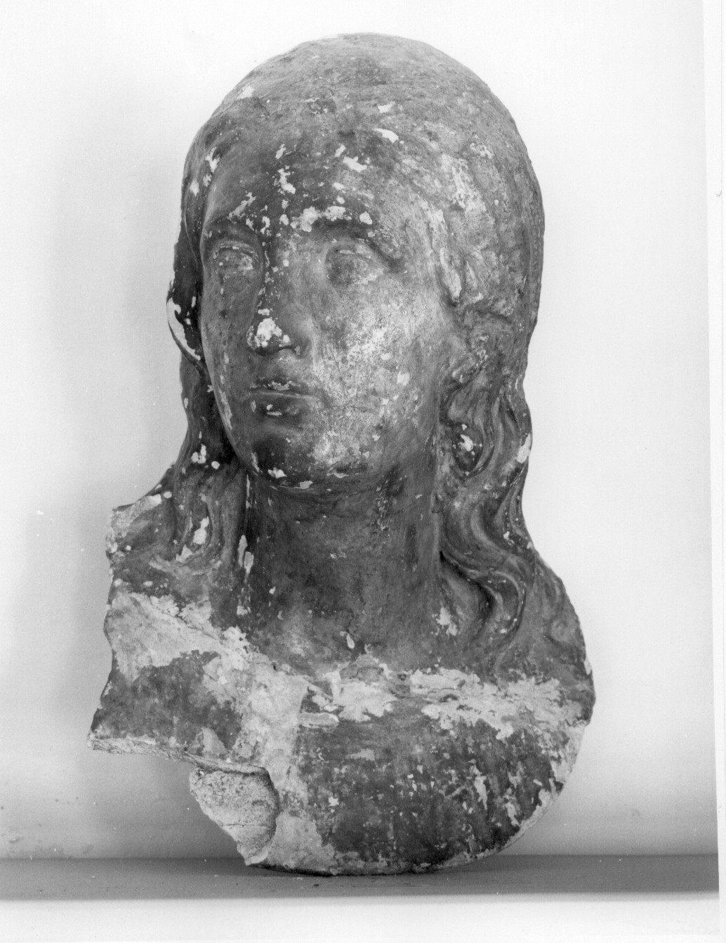 testa femminile (scultura) - ambito abruzzese (sec. XVII)