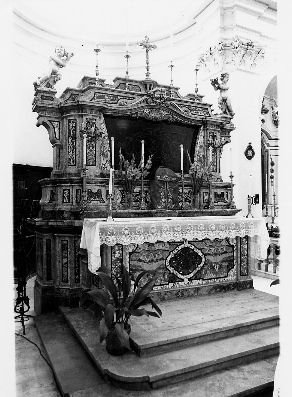 altare maggiore - bottega Italia centrale (sec. XVIII)