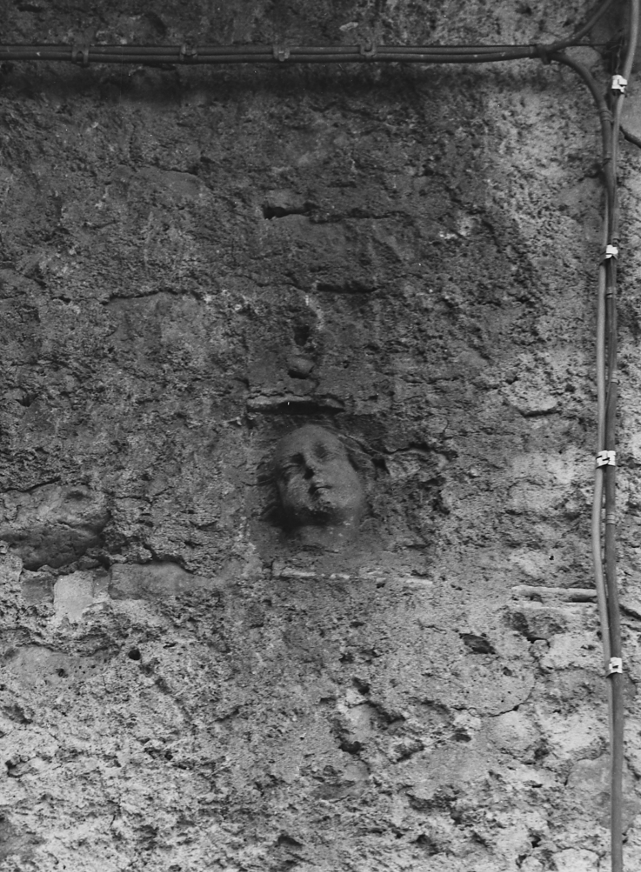 un volto (scultura) - bottega Italia centrale (secc. XVI/ XVII)