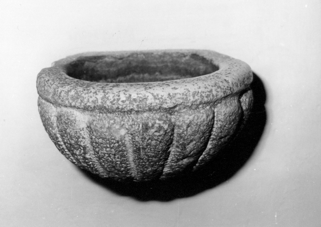 acquasantiera - bottega Italia centrale (sec. XIX)