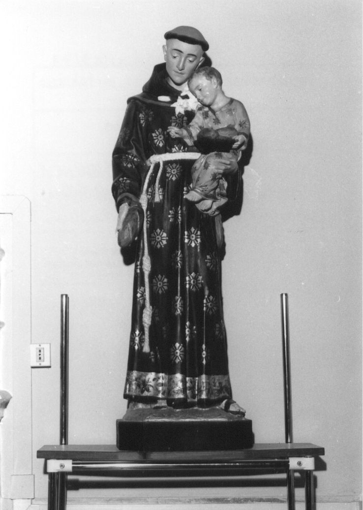 Sant'Antonio da Padova (statua, opera isolata) - bottega Italia centrale (sec. XX)