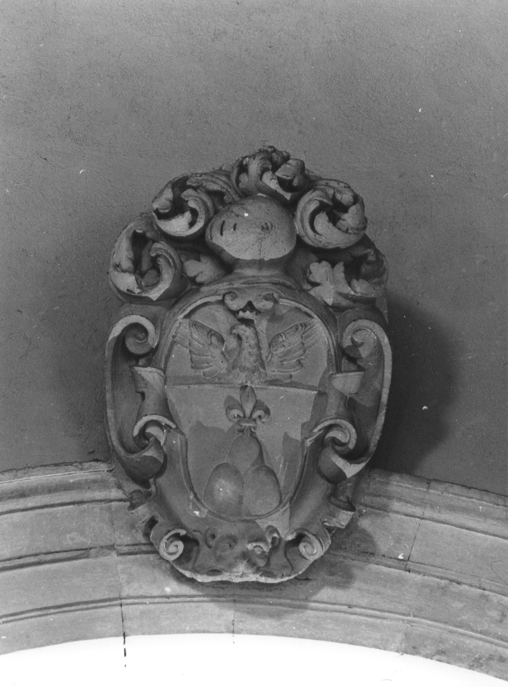 stemma della Famiglia Mausonio, stemma (rilievo, opera isolata) - bottega abruzzese (sec. XVII)