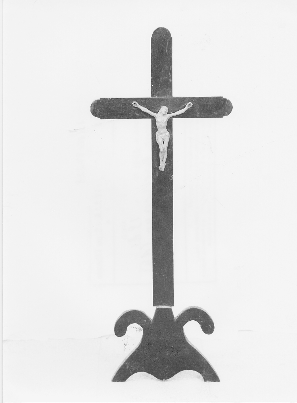 croce d'altare - bottega Italia centrale (sec. XIX)