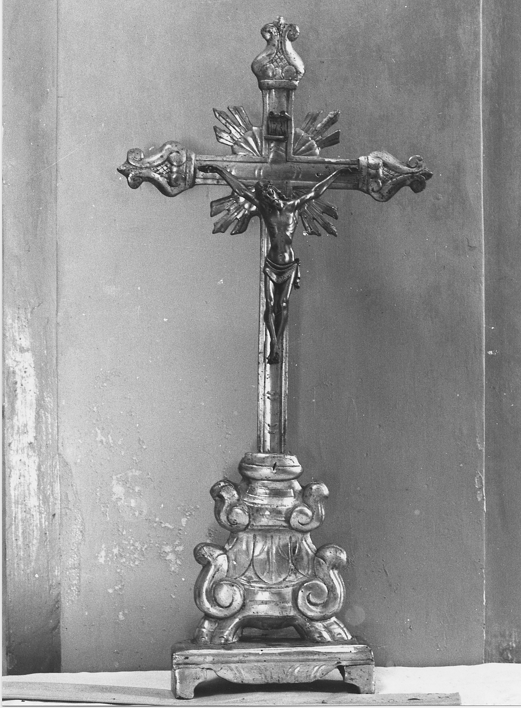 croce d'altare - bottega Italia centrale (sec. XIX)