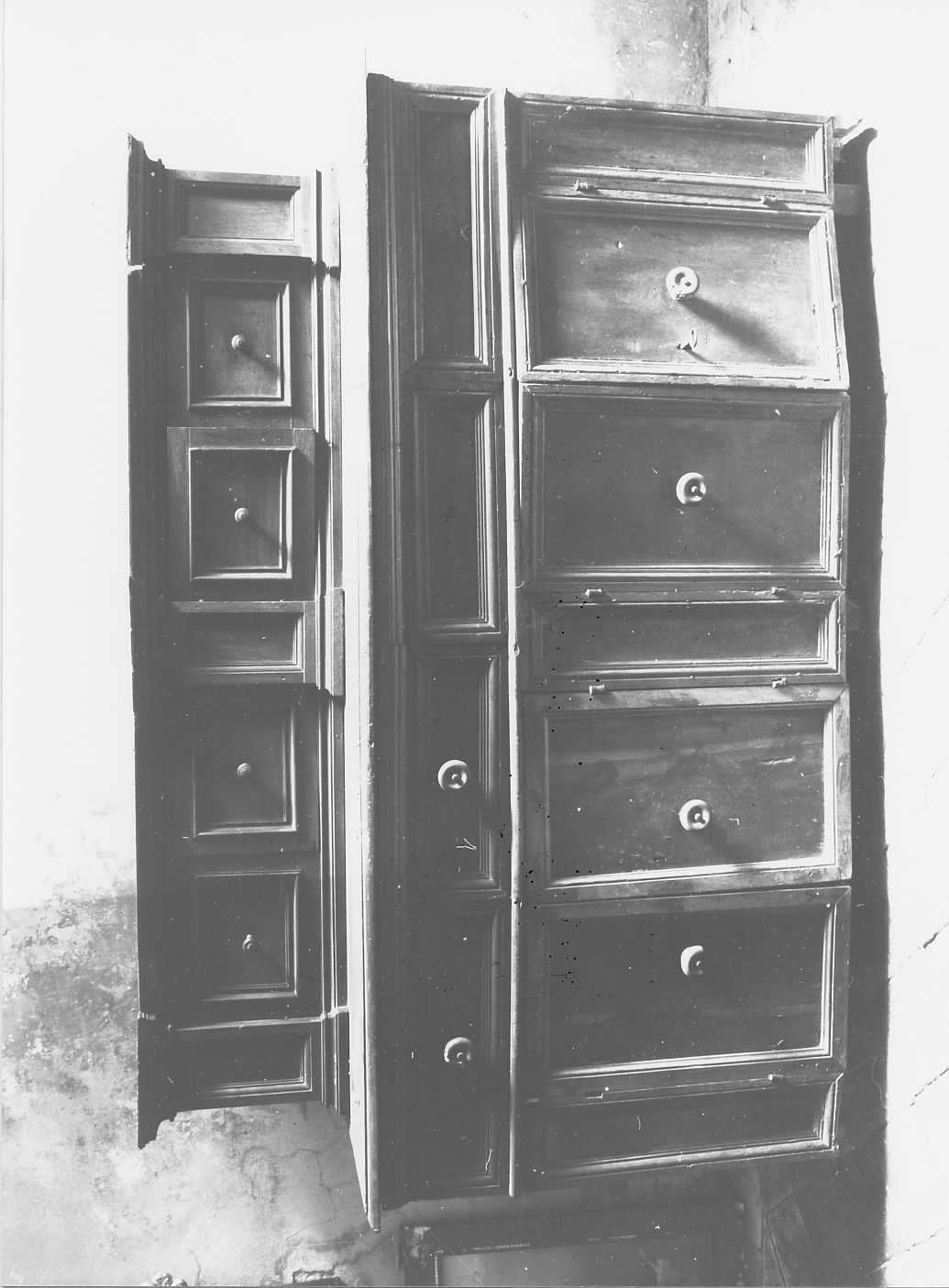 mobile da sacrestia - bottega Italia centrale (sec. XIX)