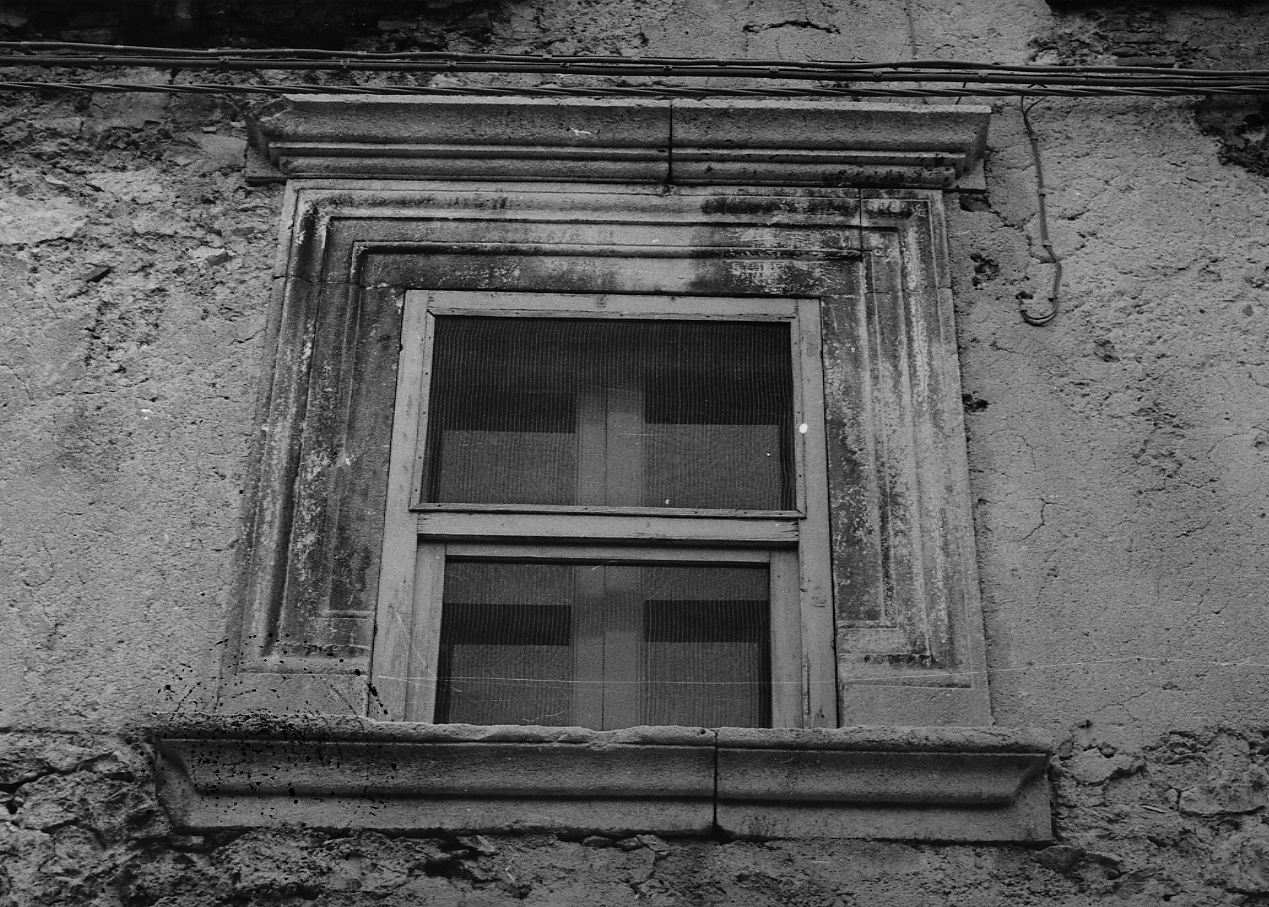 monofora, opera isolata - bottega Italia centrale (sec. I)