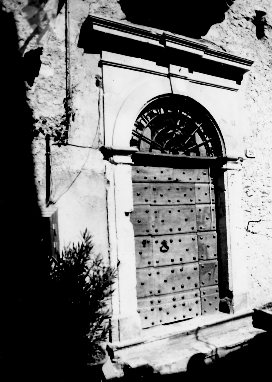 portale, opera isolata - bottega Italia centrale (fine sec. XVII)