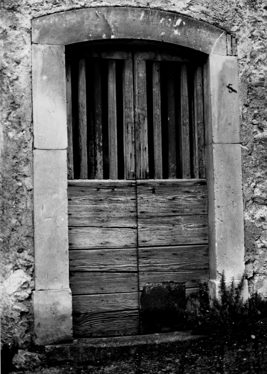 portale, opera isolata - bottega Italia centrale (fine sec. XIX)