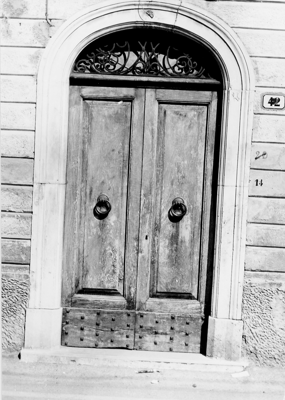 portale, serie - bottega Italia centrale (sec. XIX)