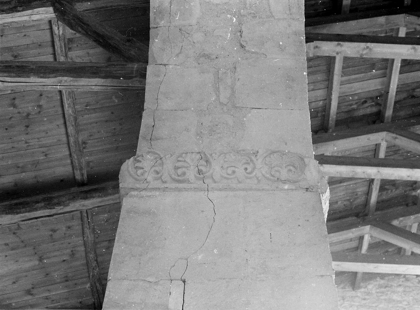 capitello, frammento - bottega Italia centrale (sec. VIII)