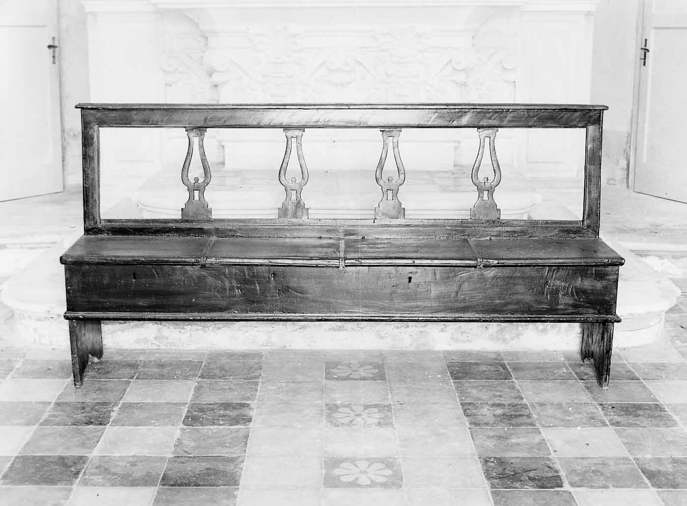 cassapanca - bottega Italia centrale (fine sec. XIX)