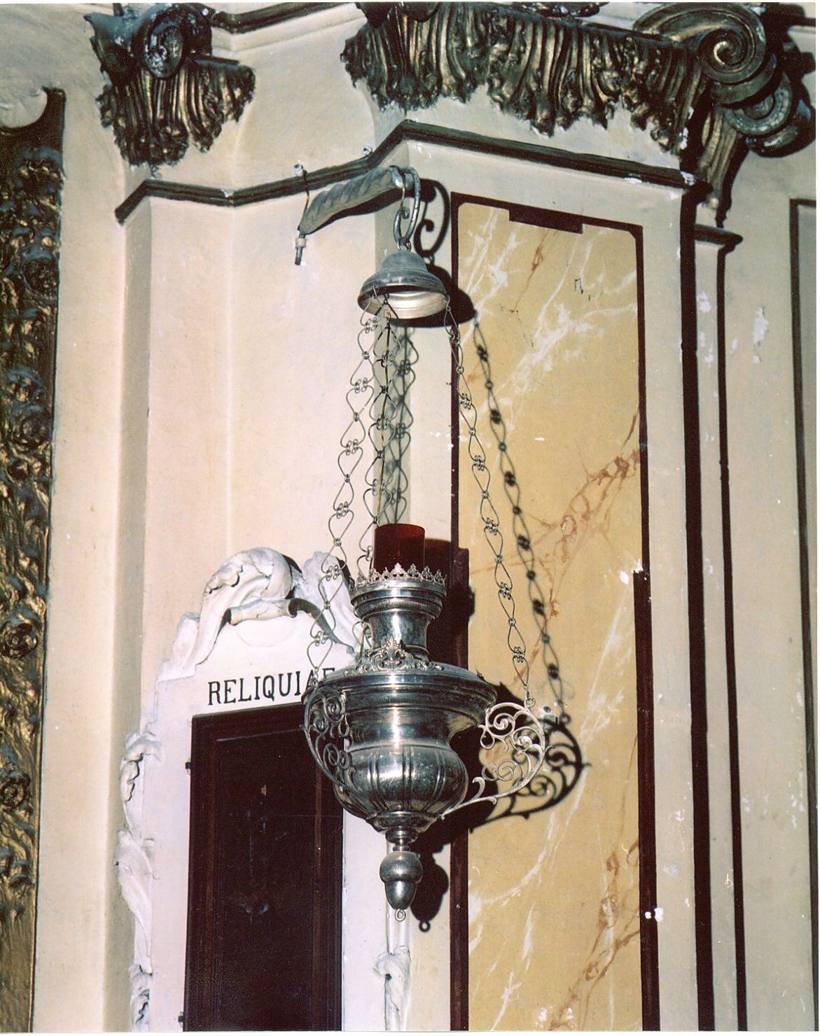 lampada pensile del SS. Sacramento, coppia - manifattura Italia centro-meridionale (sec. XIX)