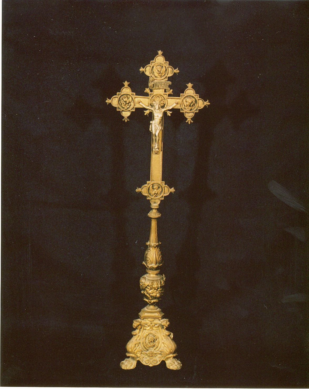 Cristo crocifisso (croce d'altare, opera isolata) - manifattura Italia centro-meridionale (sec. XIX)