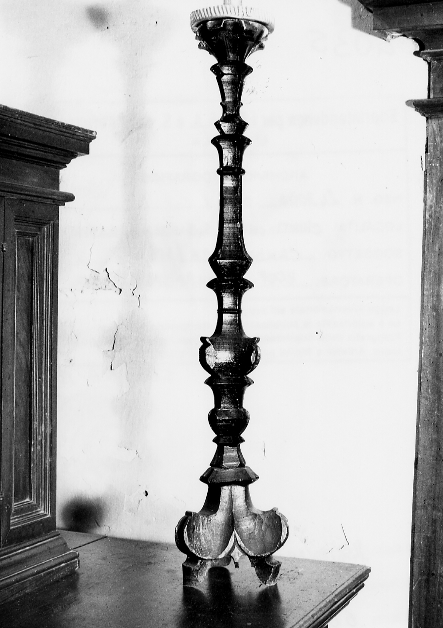 candeliere, serie - produzione abruzzese (sec. XVIII)