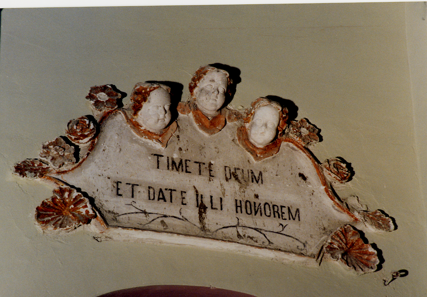 decorazione plastico-pittorica - ambito abruzzese (fine sec. XIX)