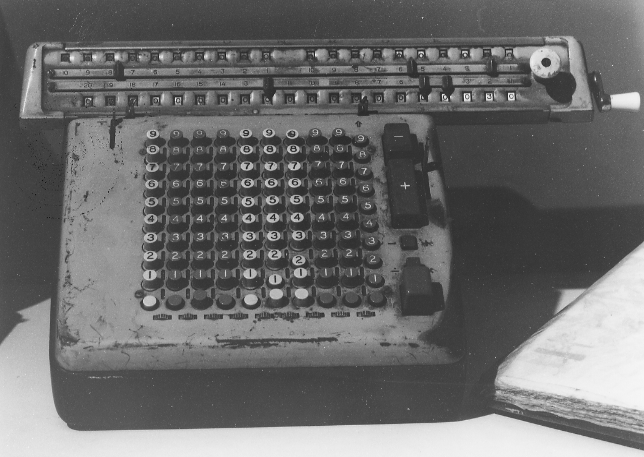 macchina, opera isolata - produzione Monroe (sec. XX)