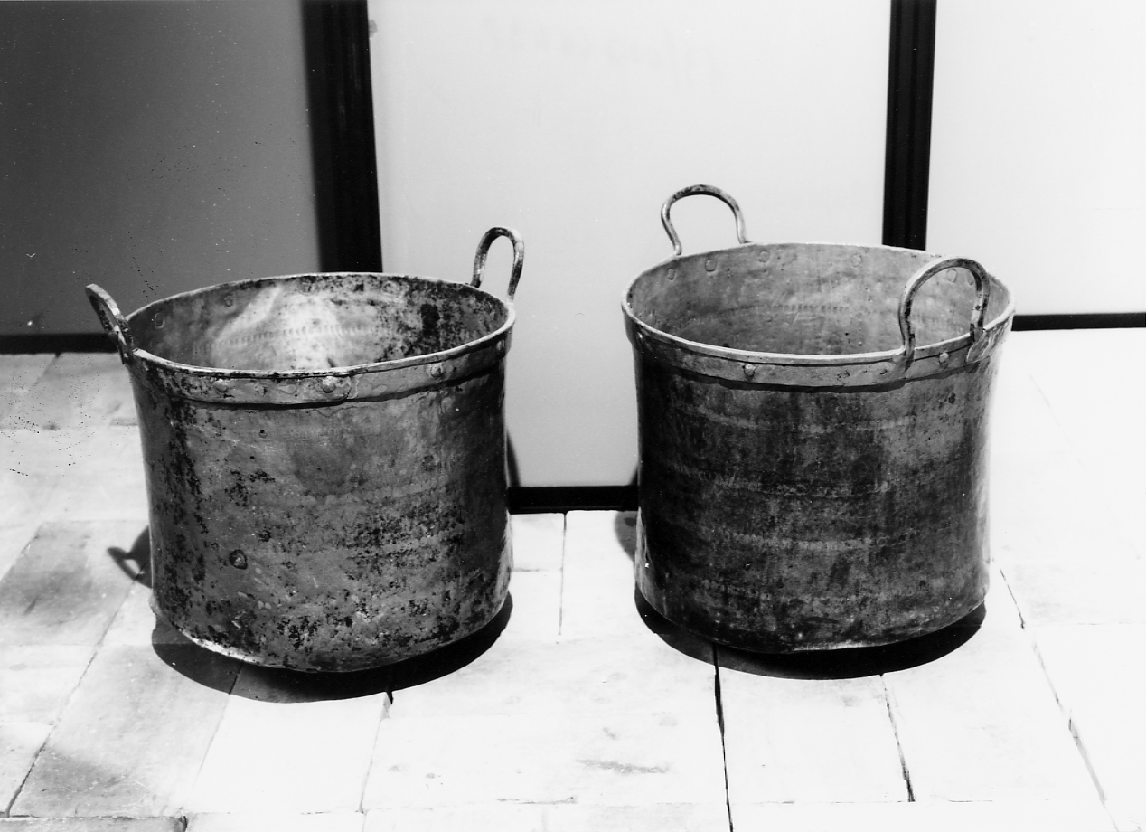 utensile, opera isolata - ambito sulmonese (prima metà sec. XX)